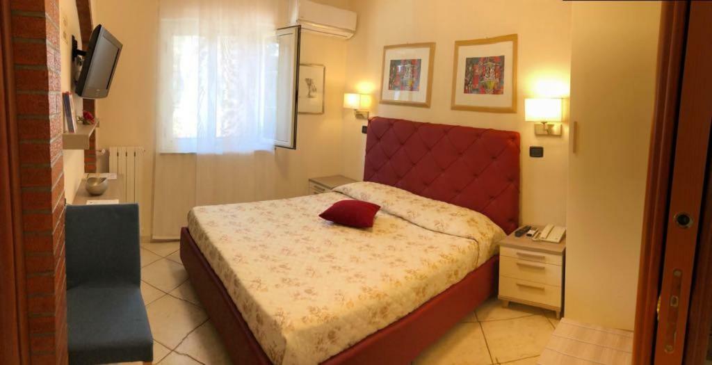 B&B Primerano Sp73 Soriano Calabro Luaran gambar